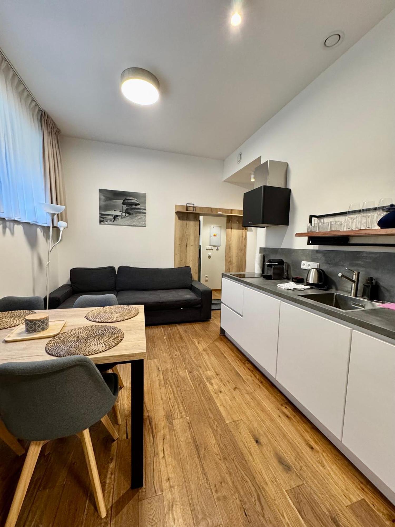 Apartmany Resort Vrchlabi Bagian luar foto